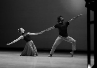 Stefano Vangelista Fotograf und Balletttänzer. Aufnahmen von aktuellen Ballettaufführungen, vor und hinter den Kulissen.